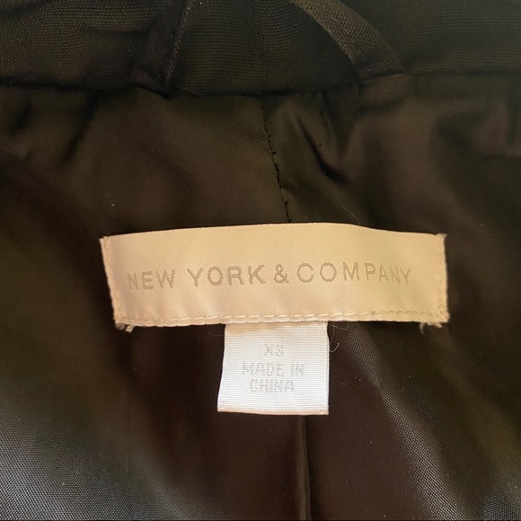 Beautiful Belted Trench Coat - Picture 5 of 5